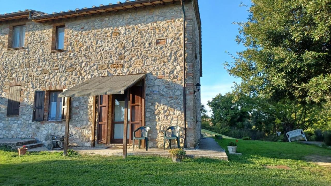 Agriturismo Canonici อเมเลีย ภายนอก รูปภาพ