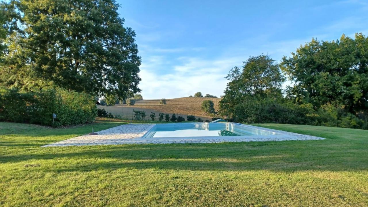 Agriturismo Canonici อเมเลีย ภายนอก รูปภาพ